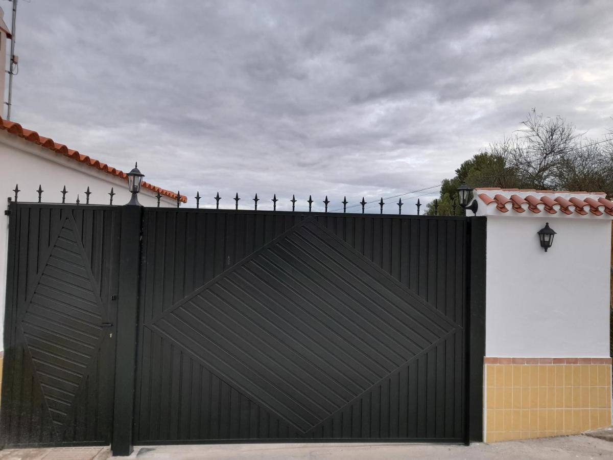 Rurales Villora Ferienhaus *